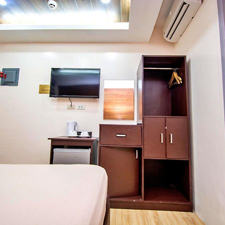 Emerald Island Hotel Balabag  Zewnętrze zdjęcie