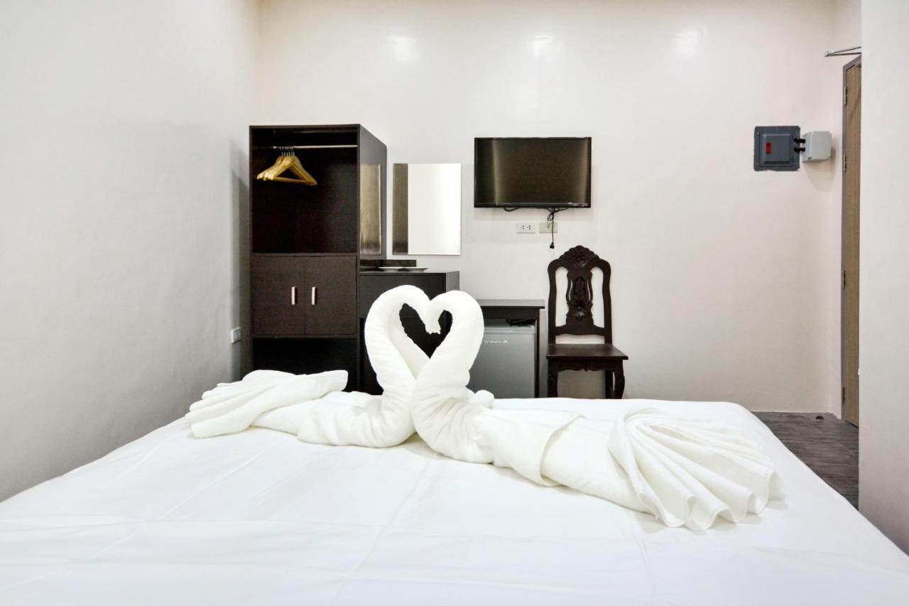 Emerald Island Hotel Balabag  Zewnętrze zdjęcie